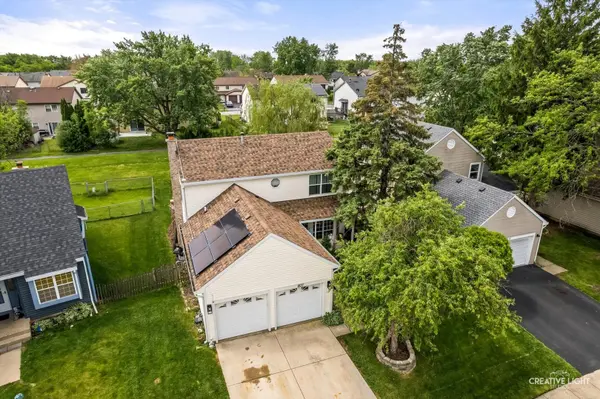 1837 Grosse Pointe CIR, Hanover Park, IL 60133