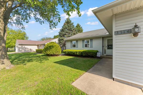 3114 Valerie DR, Champaign, IL 61822