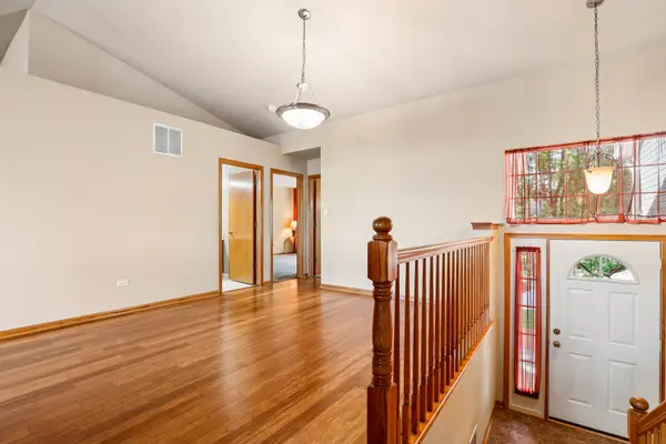 6822 Oak View CT, Oak Forest, IL 60452
