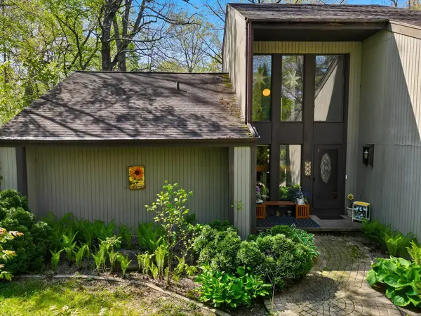 1024 Idle Oak Run, Dixon, IL 61021