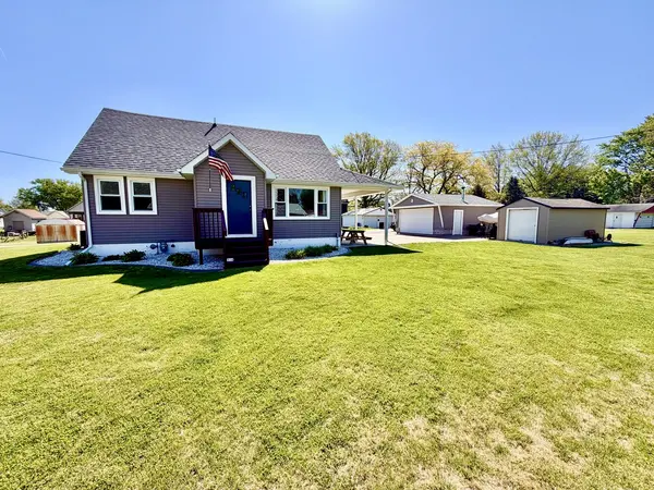 514 N Posey ST, Reynolds, IL 61279