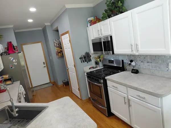 18414 Century CT, Tinley Park, IL 60477