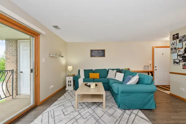 15255 West AVE #3S, Orland Park, IL 60462