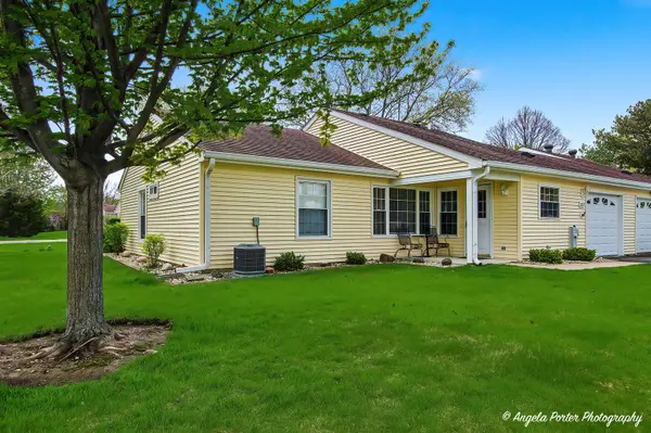 7201 Hastings CIR #332, Fox Lake, IL 60020