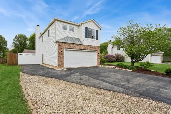 240 Paradise Pkwy, Oswego, IL 60543