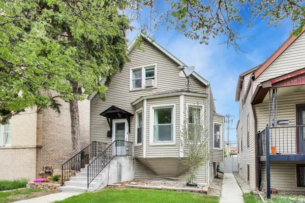 3354 W Pensacola AVE, Chicago, IL 60618