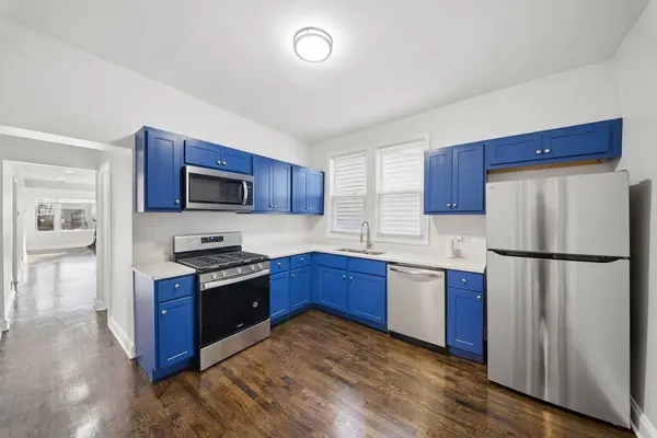 9328 S PAXTON AVE, Chicago, IL 60617