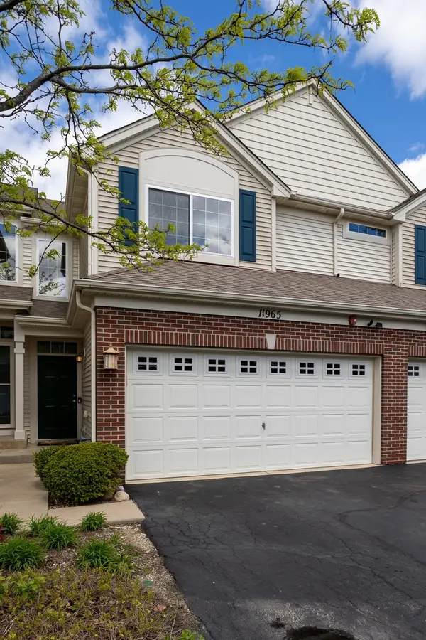 11965 Brunschon LN, Huntley, IL 60142