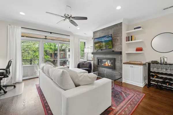 3614 N Damen AVE #2, Chicago, IL 60618
