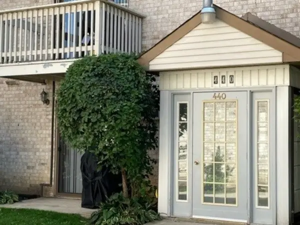 440 E Osage LN #1A,  Palatine,  IL 60074