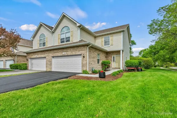 1070 Lily Field LN, Bolingbrook, IL 60440