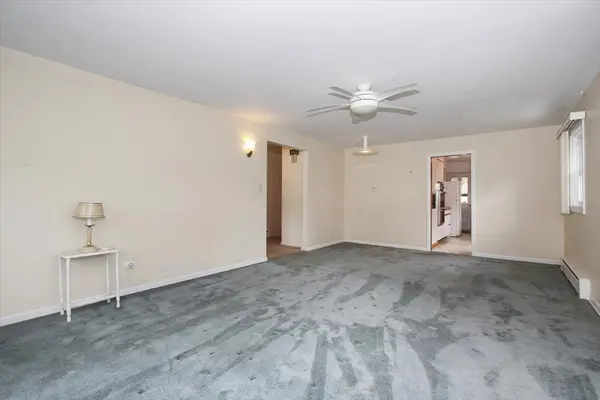 831 S Mitchell AVE, Arlington Heights, IL 60005
