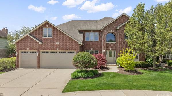 54 N Andover DR, Roselle, IL 60172