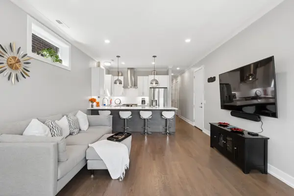 1466 W Winona ST #2, Chicago, IL 60640