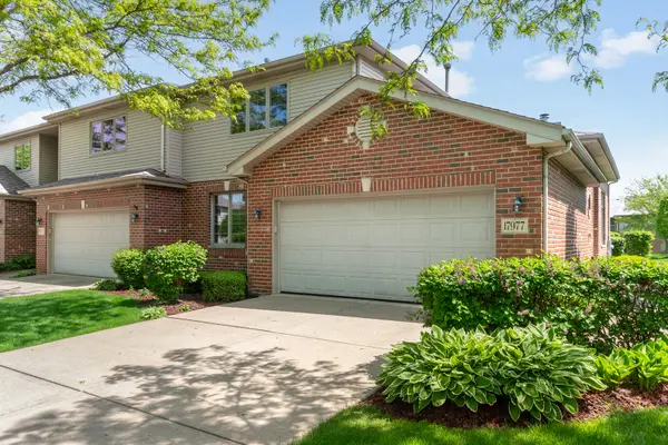17977 Lochwood PL, Tinley Park, IL 60487