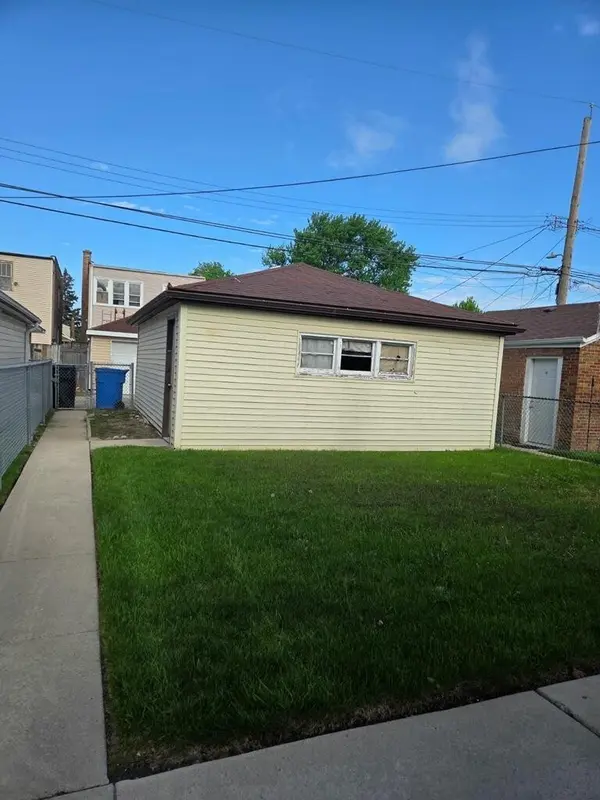 7252 S Francisco AVE, Chicago, IL 60629