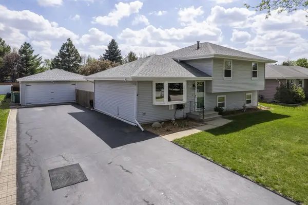 2906 Warren Dorris DR, Joliet, IL 60435