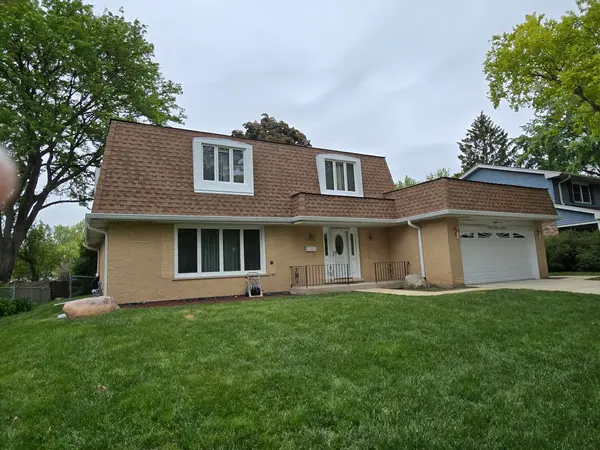 18W193 Holly AVE, Darien, IL 60561