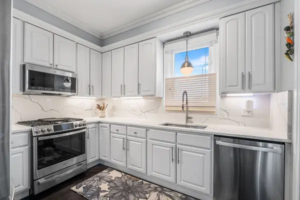 2140 N Winchester AVE #6, Chicago, IL 60614