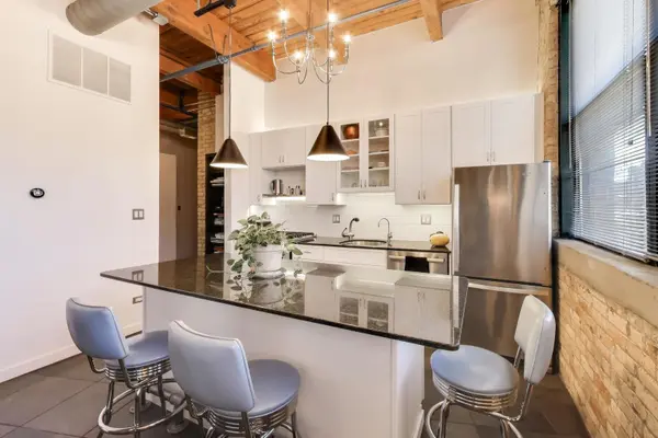 5001 N Wolcott AVE #101, Chicago, IL 60640