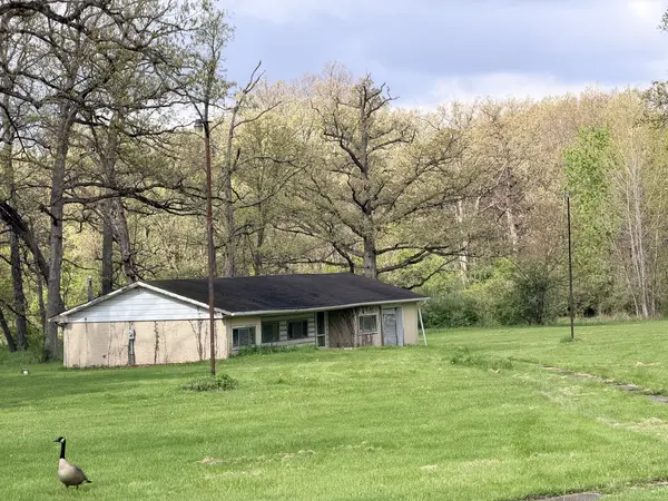 25716 S Stoney Island AVE, Crete, IL 60417