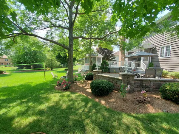 3621 Bunker Hill DR, Algonquin, IL 60102