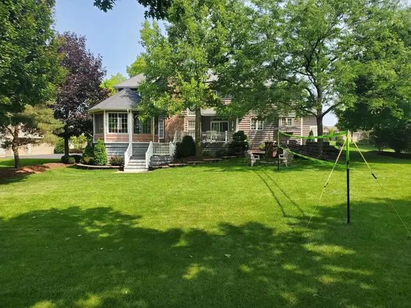 3621 Bunker Hill DR, Algonquin, IL 60102