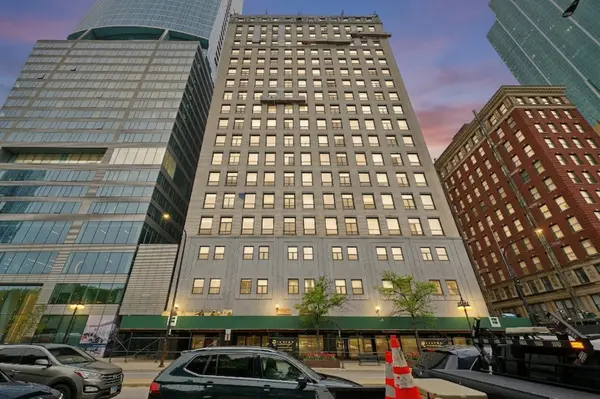910 S Michigan AVE #1812, Chicago, IL 60605