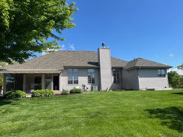 26525 S Lyndsay DR, Channahon, IL 60410