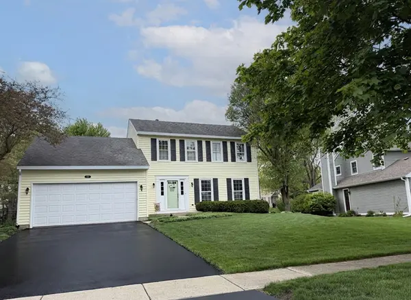401 Aldrin AVE, Batavia, IL 60510