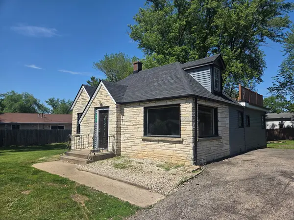 1517 Meadowbrook DR, Round Lake Beach, IL 60073