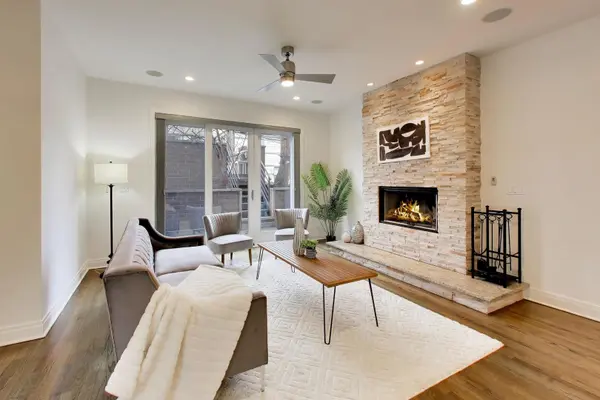 3407 N Bell AVE #B, Chicago, IL 60618