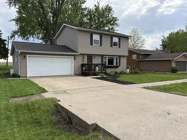 134 Riverview DR, Albany, IL 61230