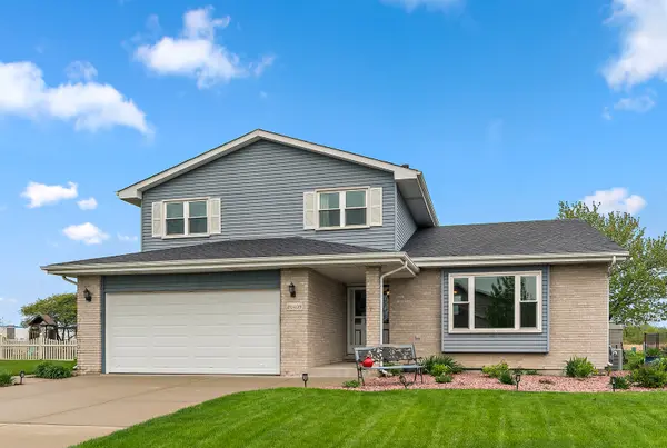 20409 S Hunter DR, Frankfort, IL 60423