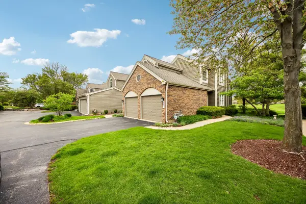 1496 Aberdeen CT #1496, Naperville, IL 60564