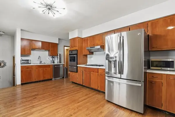 4454 N Richmond ST, Chicago, IL 60625