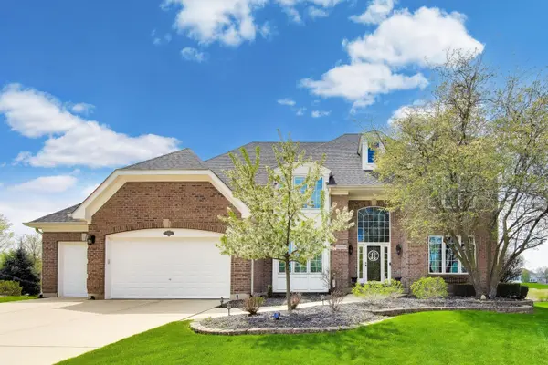 1N644 WOODHALL CT, Winfield, IL 60190