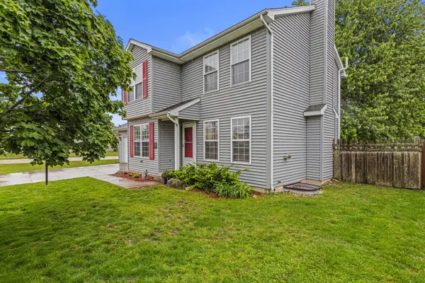 301 Windstone DR, Tolono, IL 61880