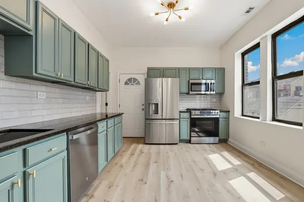 1449 N Ashland AVE #2R, Chicago, IL 60622