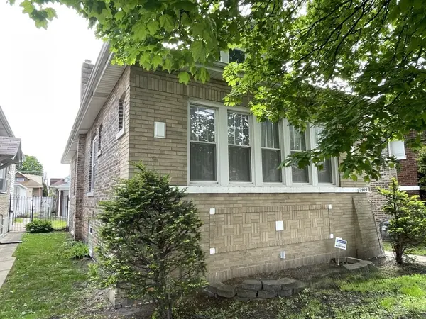 7929 S La Salle ST, Chicago, IL 60620
