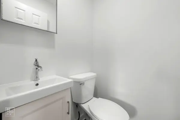 7616 S 78th AVE, Bridgeview, IL 60455