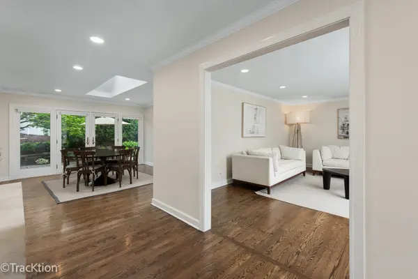 1401 Golden Bell CT, Downers Grove, IL 60515