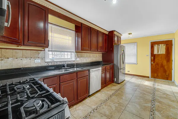 3210 N Narragansett AVE, Chicago, IL 60634