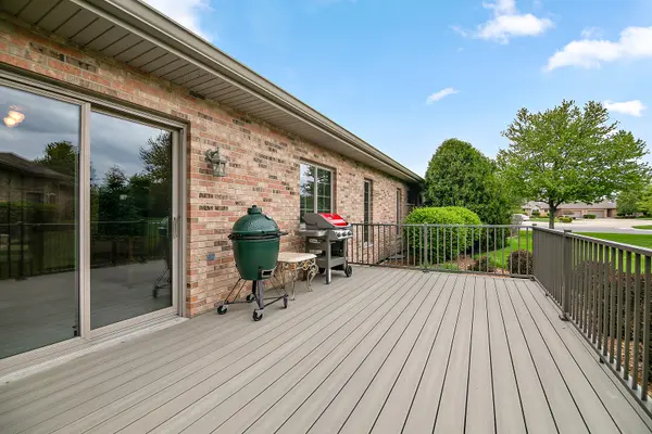 21205 Arbour Walk DR, Frankfort, IL 60423