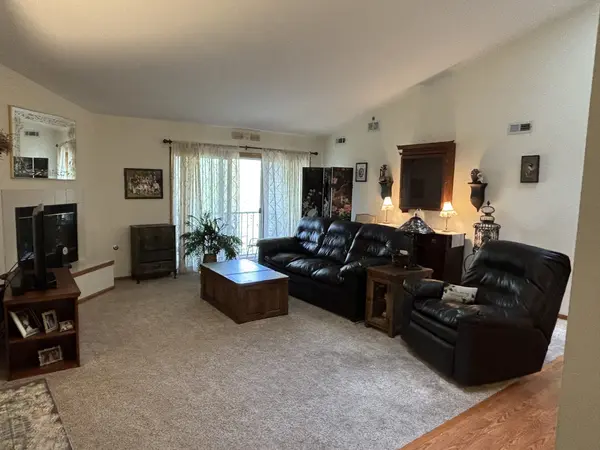 10700 S Washington ST #301, Oak Lawn, IL 60453