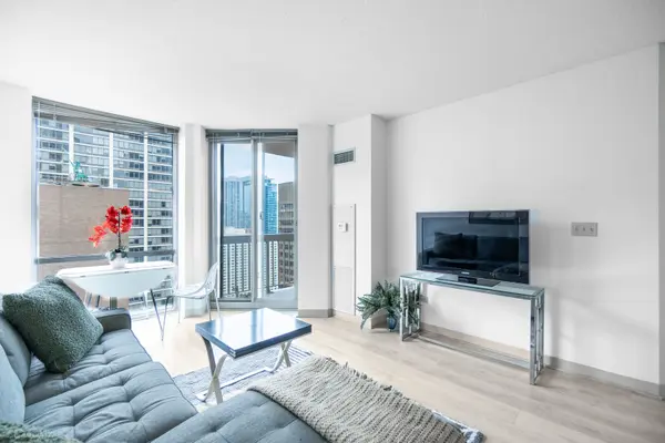 222 N Columbus DR #3307, Chicago, IL 60601