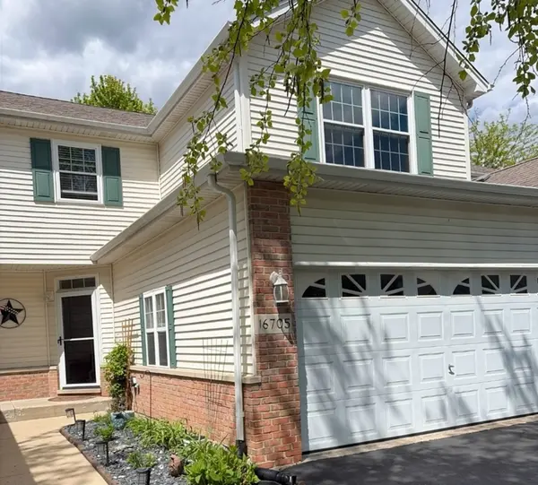 16705 S Sunset Ridge CT, Lockport, IL 60441