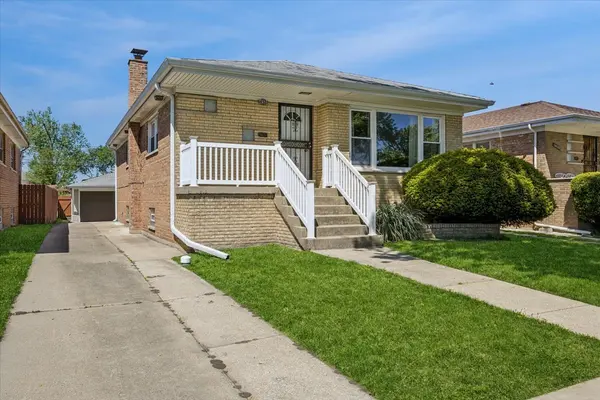 14522 S Calhoun AVE, Burnham, IL 60633