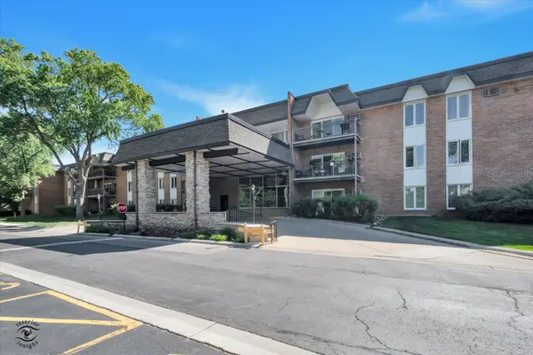 4250 Saratoga AVE #307, Downers Grove, IL 60515