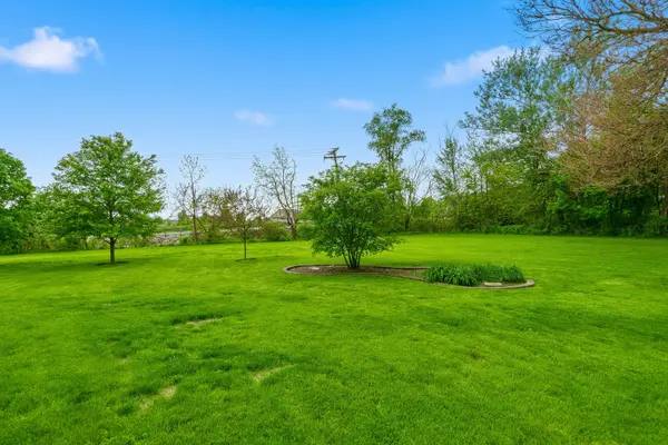 1107 VALLEY LN, Lockport, IL 60441